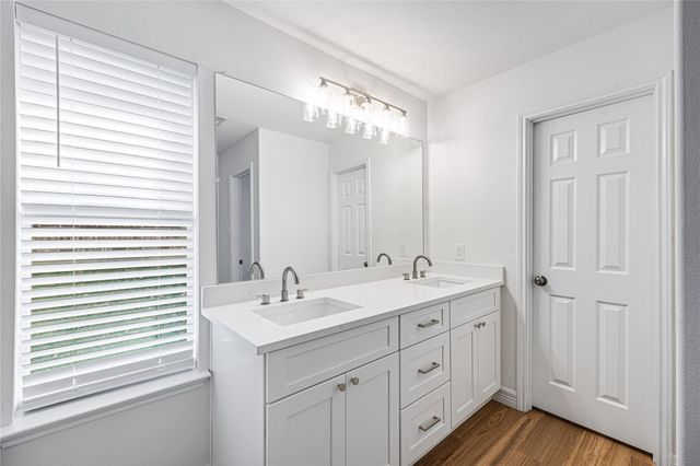 4301 Windswept Drive, Montgomery, TX 77356