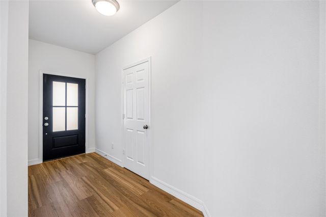 4301 Windswept Drive, Montgomery, TX 77356