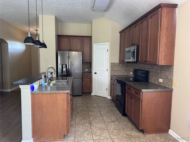 9336 Autumn Brooke Way, Montgomery, AL 36117