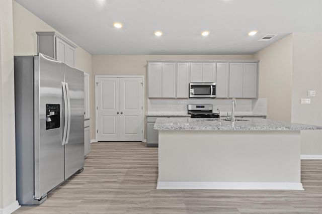 520 View DR, Georgetown, TX 78628