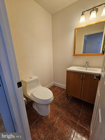 262 CLINTON CT, Holland, PA 18966