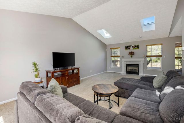 204 McDaniels Lane, Springboro, OH 45066