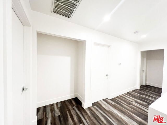 6732 Irvine Avenue, North Hollywood, CA 91606