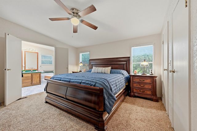 305 Ridgecrest Road, Pottsboro, TX 75076