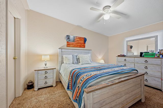 305 Ridgecrest Road, Pottsboro, TX 75076