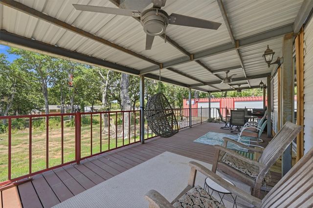 305 Ridgecrest Road, Pottsboro, TX 75076