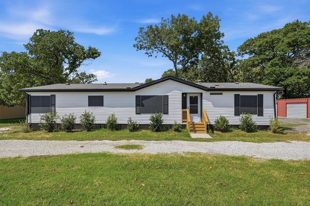 305 Ridgecrest Road, Pottsboro, TX 75076