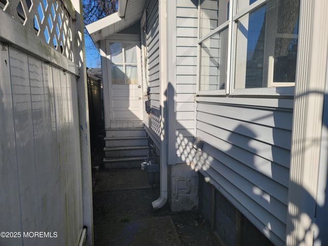 19 Oak Terrace Back, Neptune City, NJ 07753