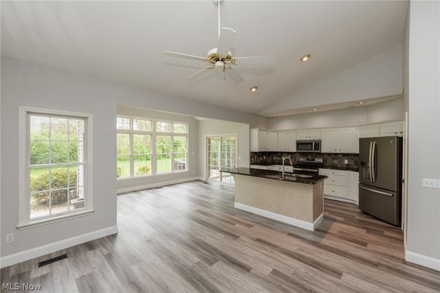 12195 Pheasant Run Circle, North Royalton, OH 44133