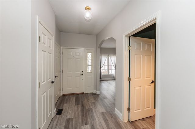 12195 Pheasant Run Circle, North Royalton, OH 44133