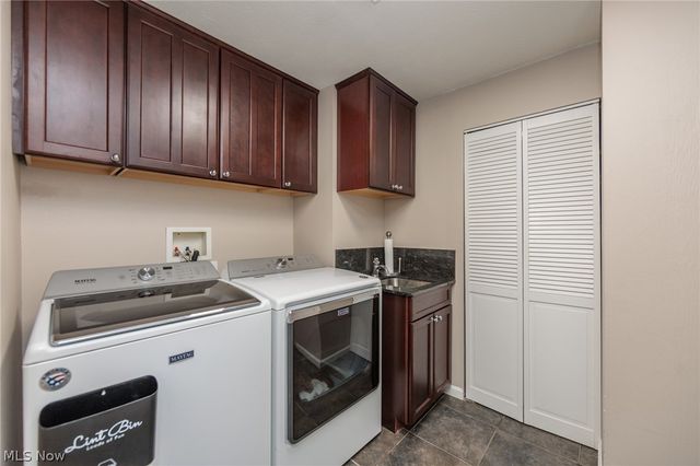 12195 Pheasant Run Circle, North Royalton, OH 44133