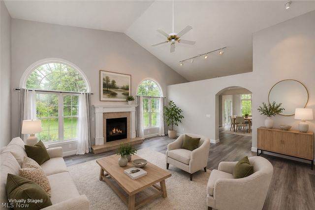 12195 Pheasant Run Circle, North Royalton, OH 44133