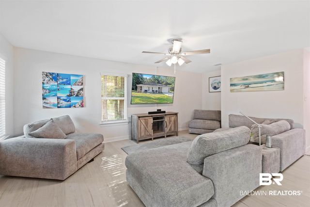 1933 Wildwood Place, Mobile, AL 36609