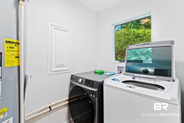 1933 Wildwood Place, Mobile, AL 36609