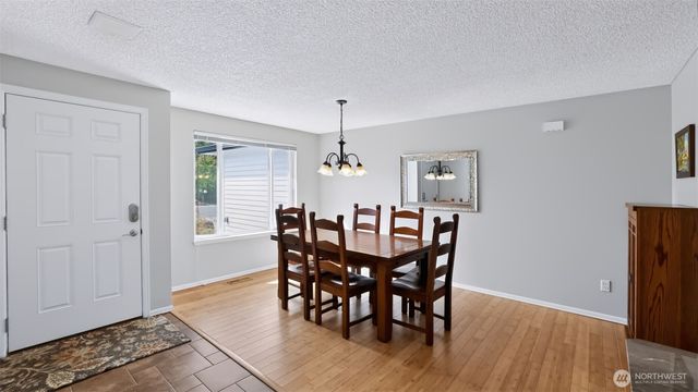 15832 SE 169th Place, Renton, WA 98058
