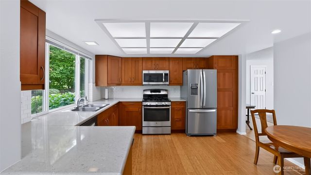 15832 SE 169th Place, Renton, WA 98058