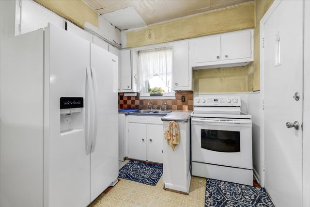 1023 Longfellow Avenue, Royal Oak, MI 48067