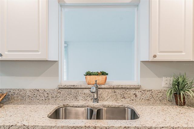 2010 SUMMERFIELD ROAD, Winter Park, FL 32792
