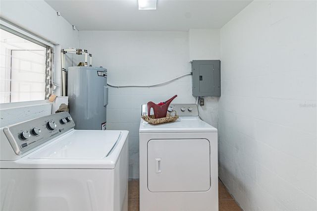 2010 SUMMERFIELD ROAD, Winter Park, FL 32792