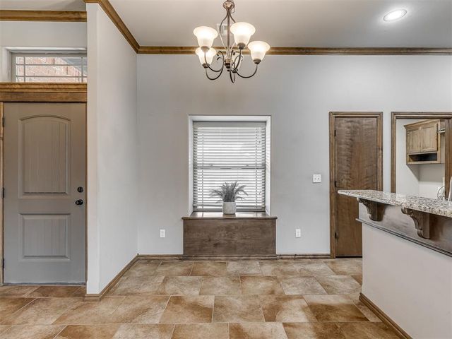 805 Bobcat Trail, Yukon, OK 73099