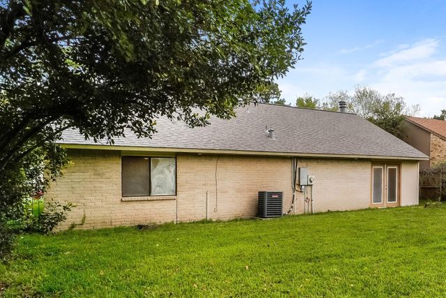 2850 Canary Lane, Humble, TX 77396