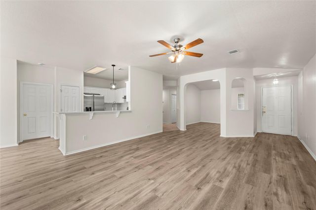 3920 Whitey Ford WAY, Round Rock, TX 78665
