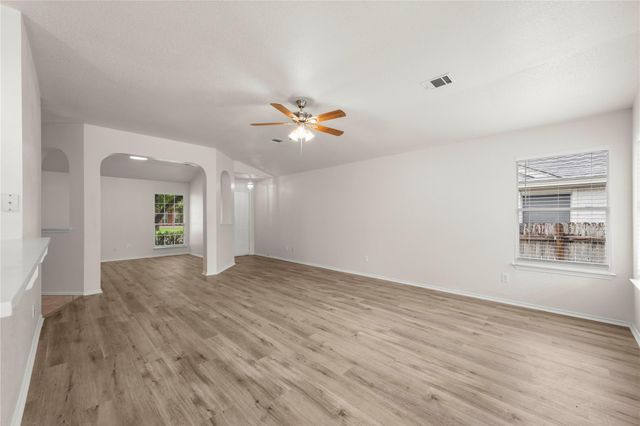 3920 Whitey Ford WAY, Round Rock, TX 78665