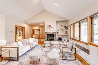 404 E Lake Place, Centennial, CO 80121