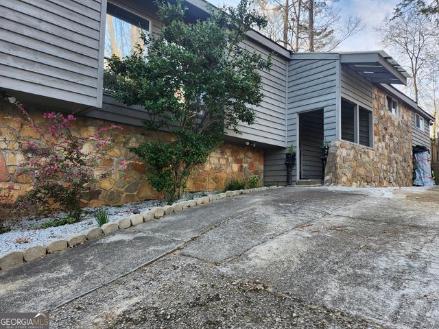 3316 Sweetwater Drive, Lawrenceville, GA 30044