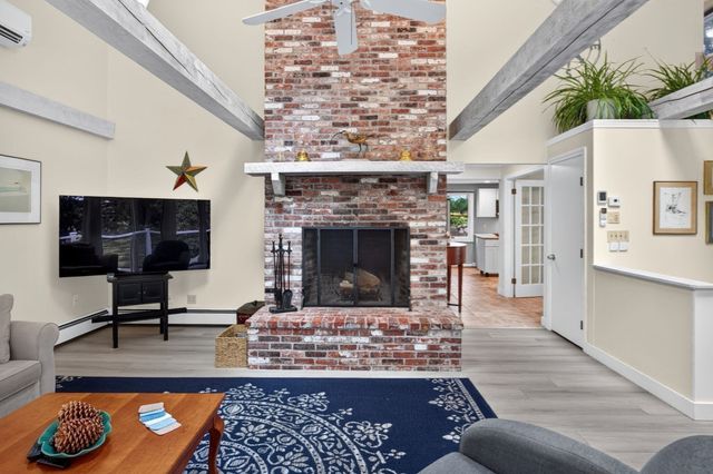 34 Dexter Ave, Sandwich, MA 02563