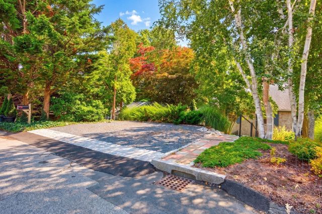 34 Dexter Ave, Sandwich, MA 02563