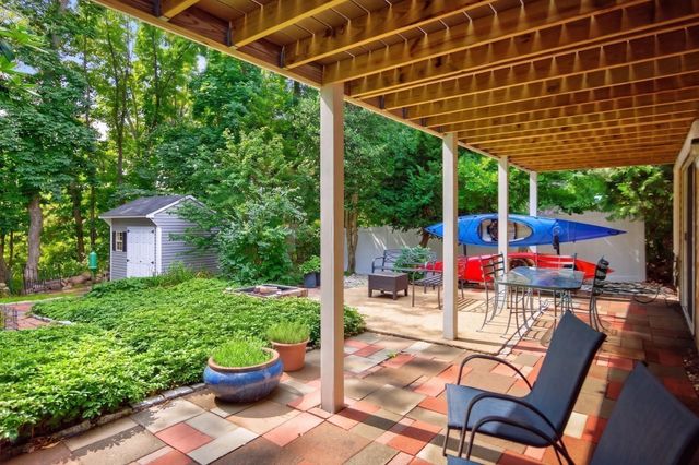 34 Dexter Ave, Sandwich, MA 02563