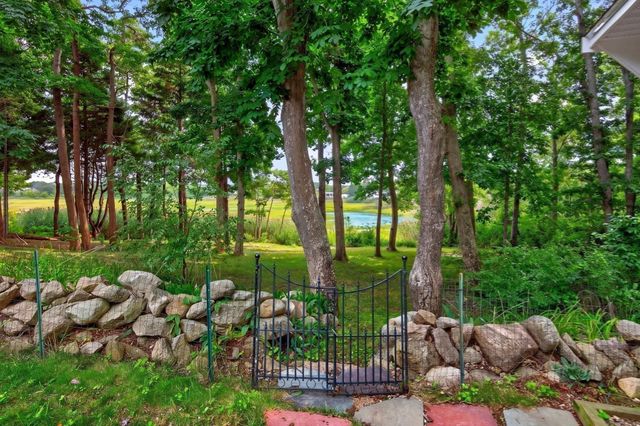 34 Dexter Ave, Sandwich, MA 02563