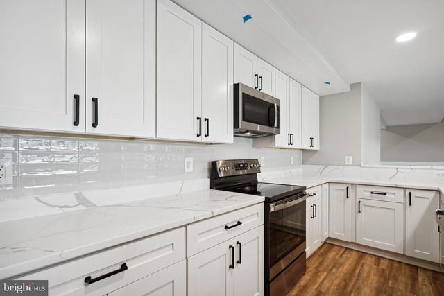 25 ROCK ISLAND RIDGE , LAKE ANNA, Mineral, VA 23117