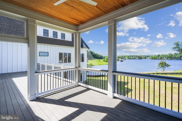 25 ROCK ISLAND RIDGE , LAKE ANNA, Mineral, VA 23117