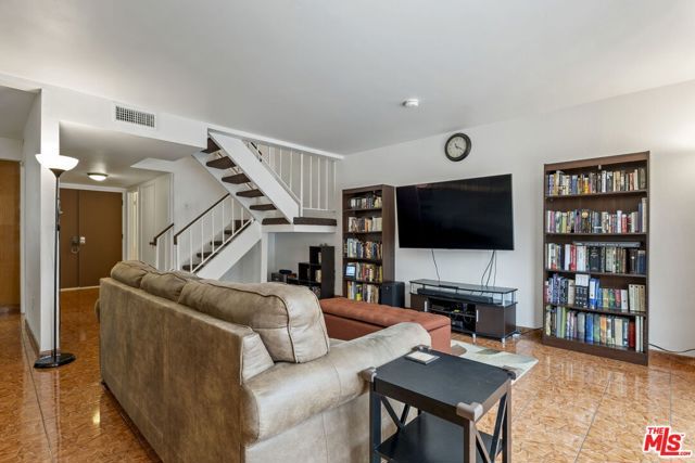 11000 Woodruff Avenue 29, Downey, CA 90241