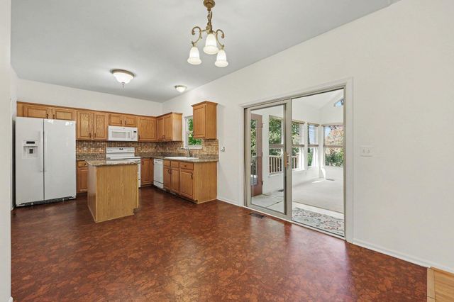 2603 Ravineside Lane S, Oceola Twp, MI 48843
