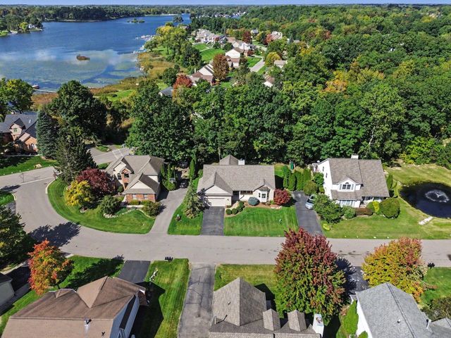 2603 Ravineside Lane S, Oceola Twp, MI 48843
