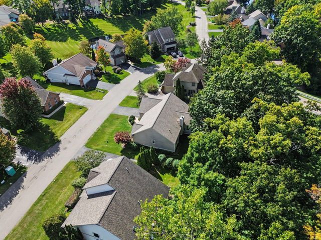 2603 Ravineside Lane S, Oceola Twp, MI 48843