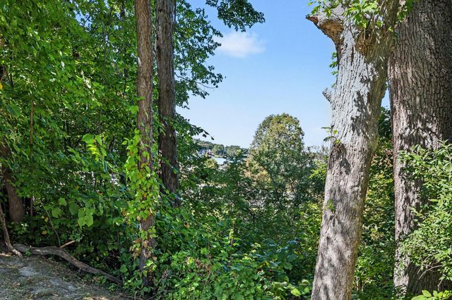 2603 Ravineside Lane S, Oceola Twp, MI 48843