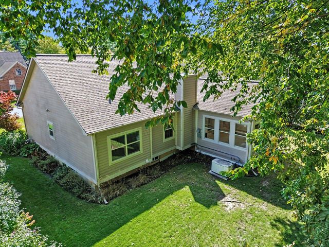 2603 Ravineside Lane S, Oceola Twp, MI 48843