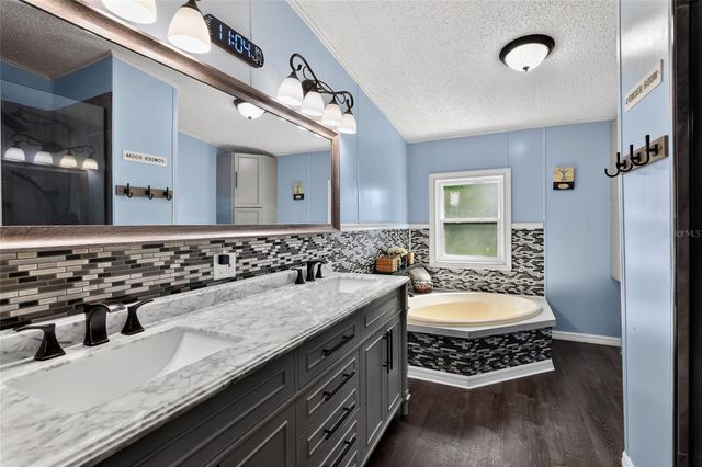 3071 KEUKA LOOP, Lakeland, FL 33810