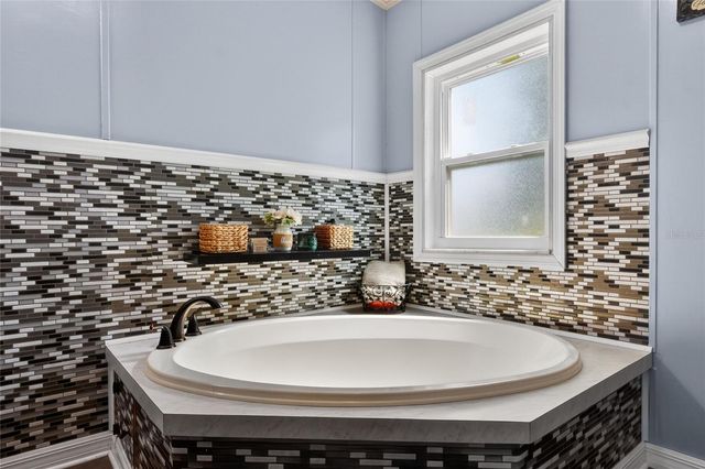3071 KEUKA LOOP, Lakeland, FL 33810