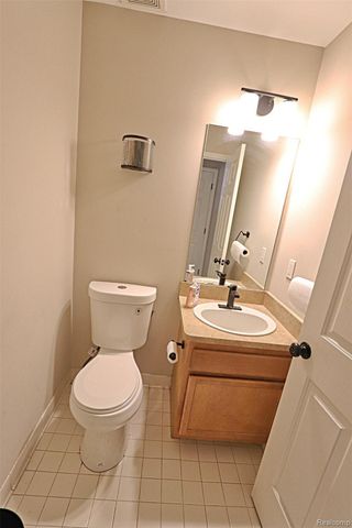 42759 Leon Drive 155, Van Buren Charter Township, MI 48111