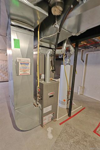 42759 Leon Drive 155, Van Buren Charter Township, MI 48111