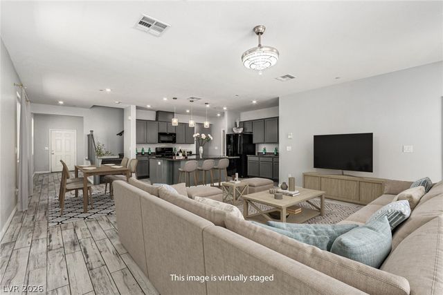6106 Castle Gardens Avenue, Las Vegas, NV 89130