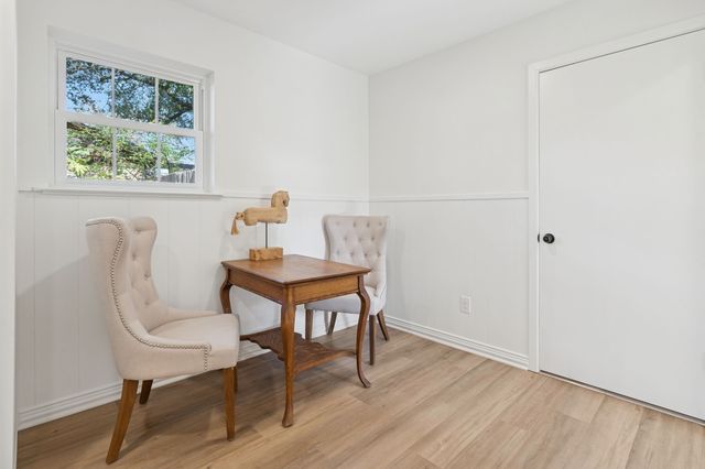 3905 Marys Creek Drive, Benbrook, TX 76116