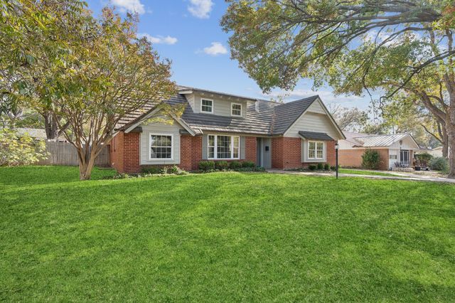 3905 Marys Creek Drive, Benbrook, TX 76116