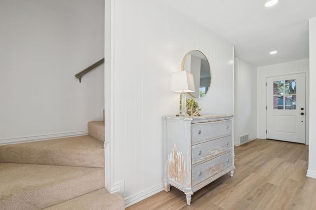 3905 Marys Creek Drive, Benbrook, TX 76116