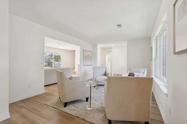 3905 Marys Creek Drive, Benbrook, TX 76116